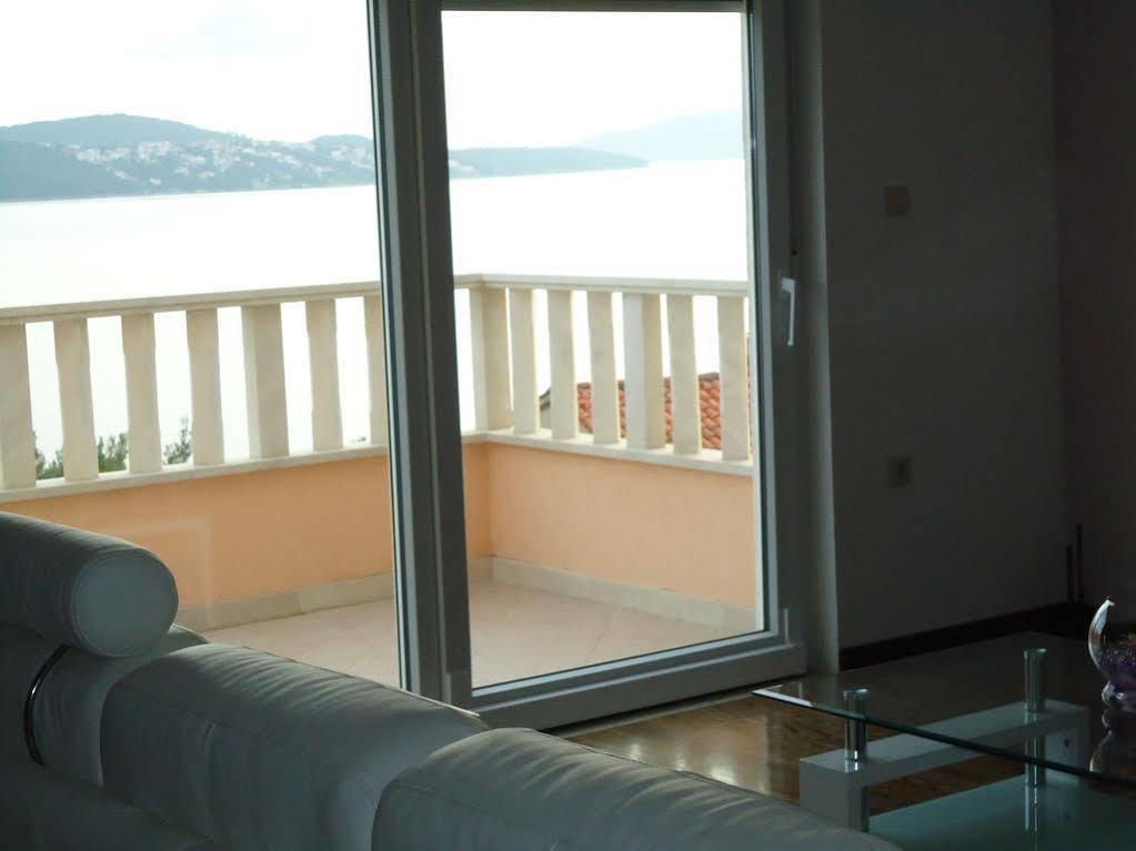 Villa Queen Trogir Exterior foto