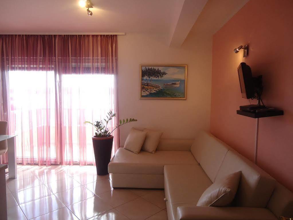 Villa Queen Trogir Exterior foto
