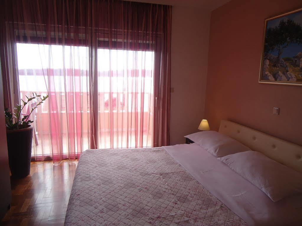 Villa Queen Trogir Exterior foto