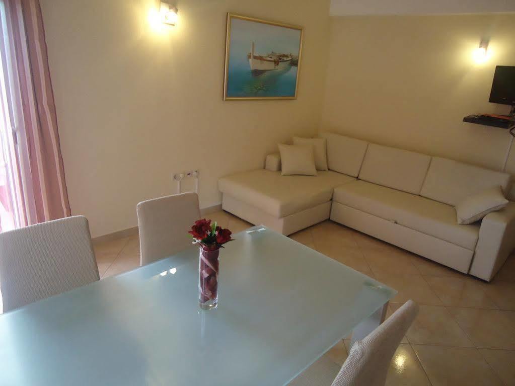 Villa Queen Trogir Exterior foto